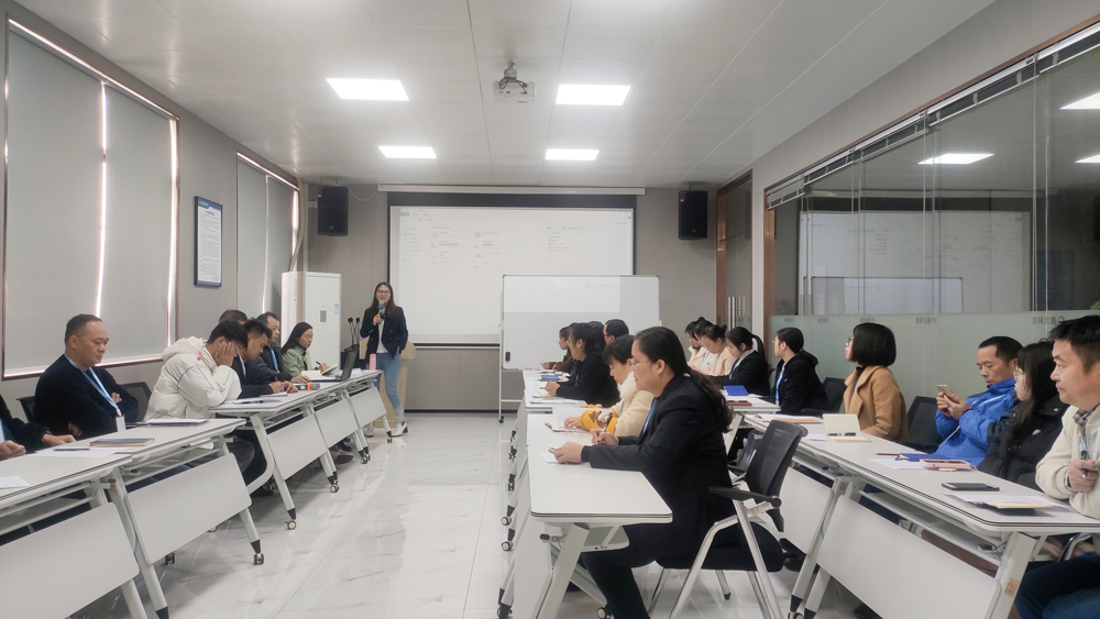 都龙集团11月总结会1.jpg
